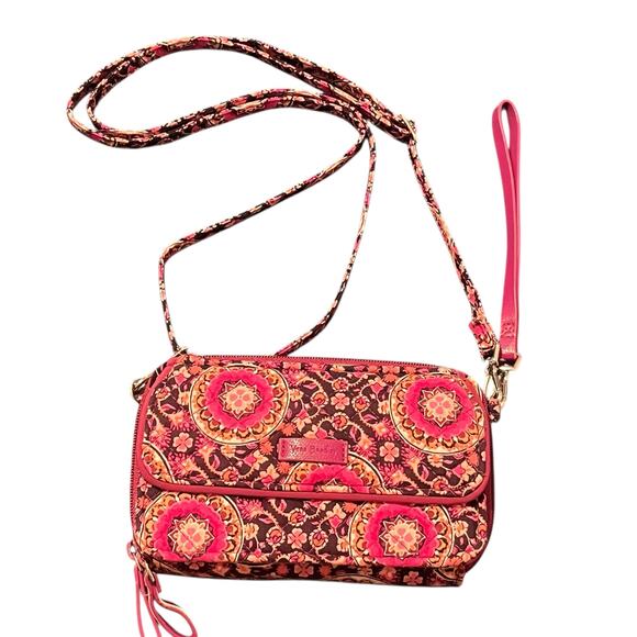 Vera Bradley Raspberry Medallion Iconic All In One Crossbody Wristlet - Picture 1 of 6